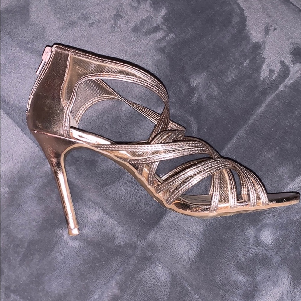 Rose gold heals
